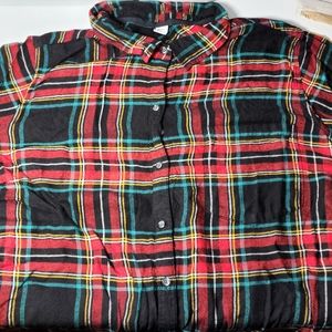Old Navy Women's 3X Red/Black/Green Plaid Flannel Shirt